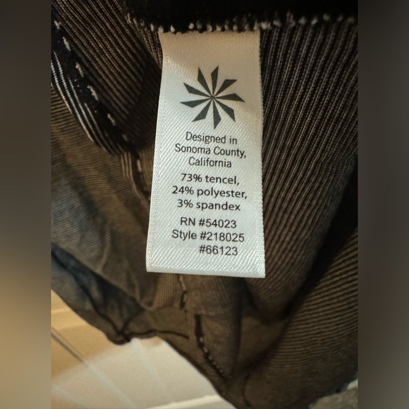 Athleta Black Striped Muscle Tank - Picture 5 of 6